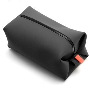 NEW The Koby Bag Toolitries Black Rubber Dopp Kit